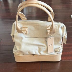 NWT BEIS Mini Weekender in Beige